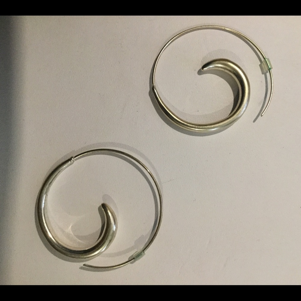 Sterling Silver spiral Shape Handmade Earrings